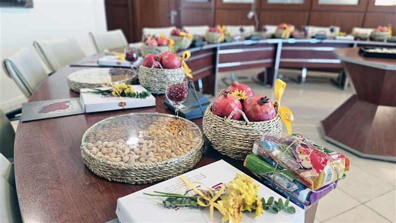 جشن یلدای ۱۴۰۳ در خانواده آرتین برنا